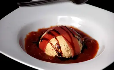 Mousse de poivron tomatée au jambon Serrano et caramel de balsamique Aoste professionnel